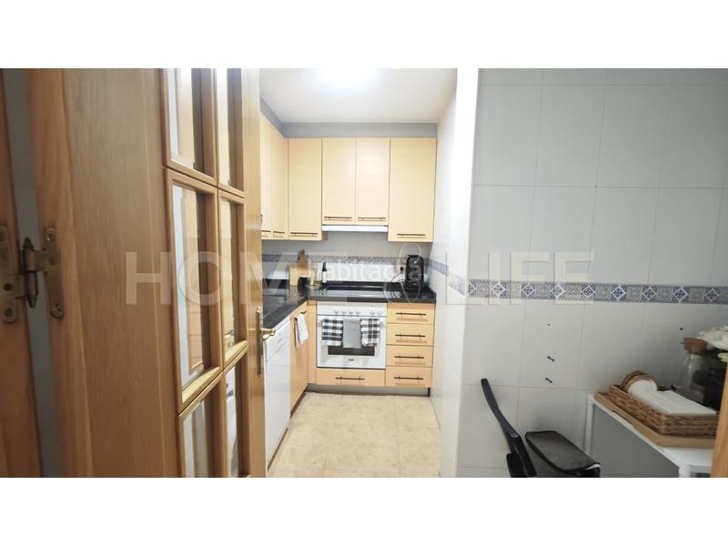 Foto b001f36b-564e-49db-a227-694dbbf6db4f. Apartamento  de 1 habitación en torrequebrada. en Benalmádena