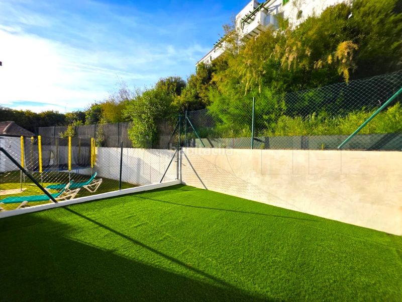 Foto 059d9c71-8a21-41f5-b297-434aba79acca. Casa amb aparcament piscina a El Castillo Manilva