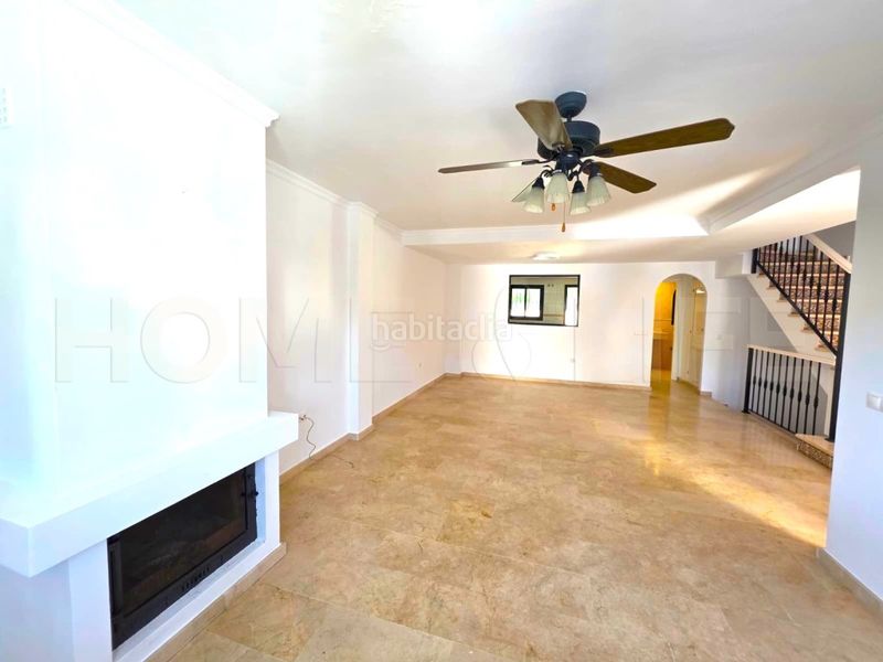 Foto 292b7f0e-ec52-499b-b4f8-8f519f4b81ae. Casa amb aparcament piscina a El Castillo Manilva