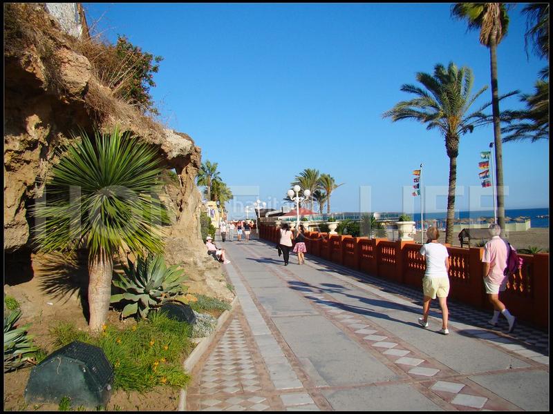 Foto 92b53d9d-467f-4c42-a81d-fae5031ddaae. Piso dulpex de 4 habitaciones en benalmadena costa. en Benalmádena