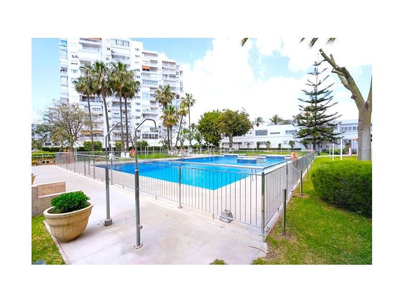 Foto d3cd4bf1-bf1e-4b42-8ecd-62e30463851f. Apartament amb calefacció piscina a Puerto Marina Benalmádena