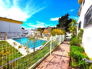 Piccolo appartamento in El Pinillo. Oportunidad única en costa del sol con parking incluido a metrso
