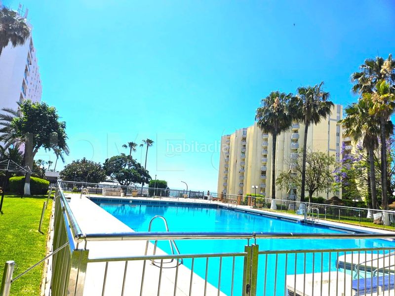 Foto 00e0963f-0075-4692-8f52-1507cee5ad82. Pis amb piscina a Puerto Marina Benalmádena
