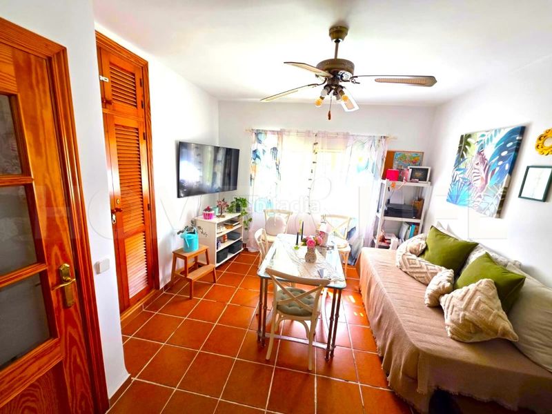 Foto 4878d89e-49da-4cb0-803b-37061d27c68d. Apartament amb aparcament piscina a El Pinillo Torremolinos
