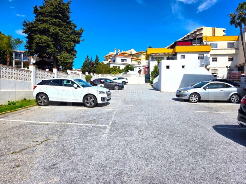 Foto 73735d40-bf5b-4499-976e-ed7934637f72. Apartament amb aparcament piscina a El Pinillo Torremolinos