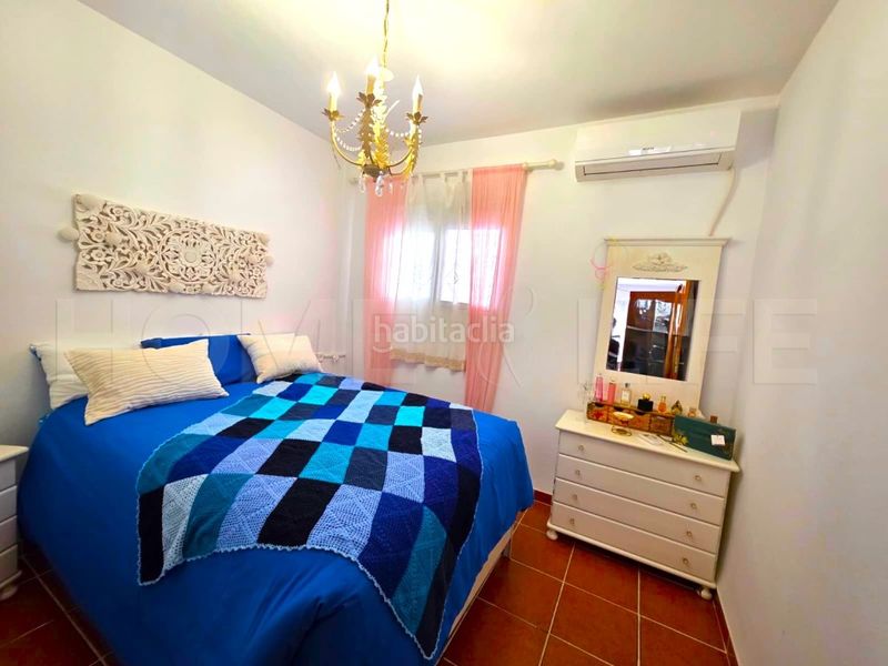 Foto d3eb024f-ca35-441b-a8b5-1258a1ea1aa4. Apartament amb aparcament piscina a El Pinillo Torremolinos
