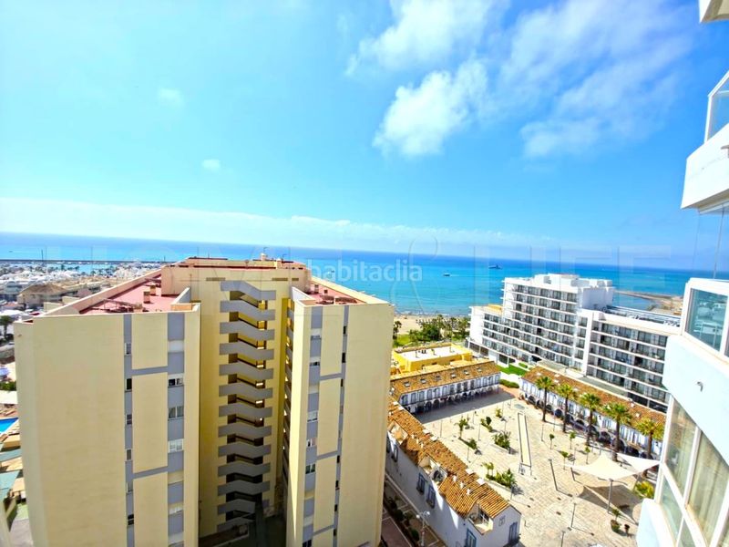 Foto 26d7e703-2f42-45a5-9df5-de009c47b852. Apartament amb piscina a Puerto Marina Benalmádena