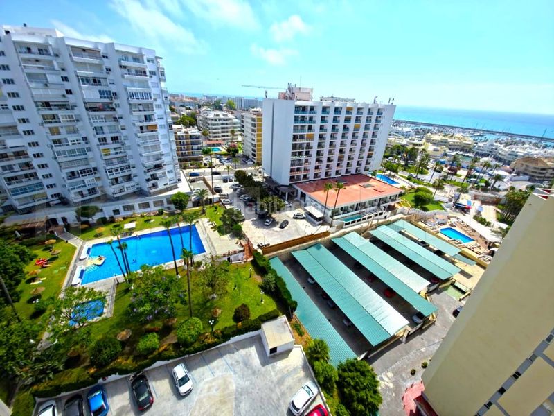 Foto 4a925288-d765-4745-857f-4b1255371568. Apartament amb piscina a Puerto Marina Benalmádena