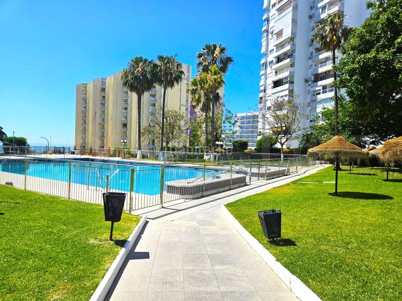 Foto 913195cf-3f18-4846-b162-e133f77d3f49. Apartament amb piscina a Puerto Marina Benalmádena