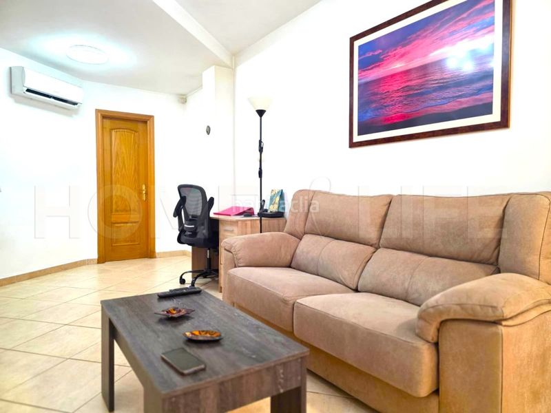 Foto 2a057748-9982-45af-a23a-b1f3d38ac63b. Apartament amb aparcament a Calvario Torremolinos