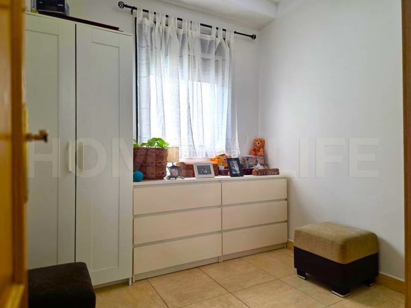 Foto bb0bf261-8471-495b-8570-bc9ce1aa7735. Apartament amb aparcament a Calvario Torremolinos