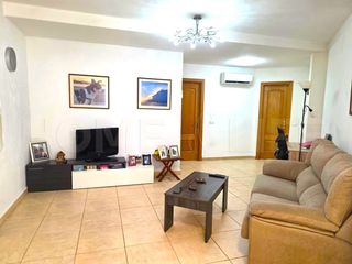 Apartament a Calvario. Apartamento en el centro de torremolinos con plaza de garaje
