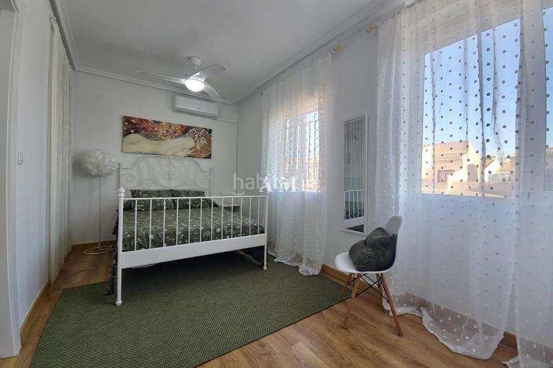 Foto 49fe1e7a-2887-4119-b3d3-bb34bf12b2e3. Rent semi detached house with heating parking pool in Orihuela