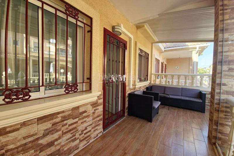 Foto 77aeda79-9e40-44e2-a204-0f6fcf6a9239. Rent semi detached house with heating parking pool in Orihuela