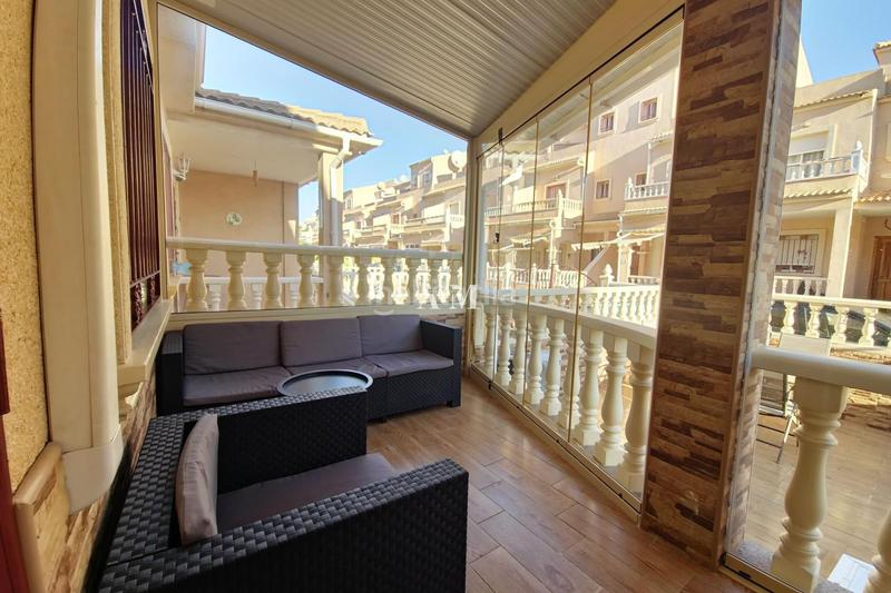 Foto 98f0d1d5-1522-4909-a04e-5898fffc945b. Rent semi detached house with heating parking pool in Orihuela