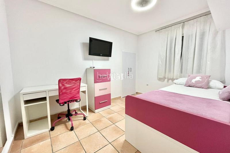 Foto 90881356-f955-4a97-b2b7-dab6fd97b52e. Location chalet avec parking piscine dans Monte y Mar Santa Pola