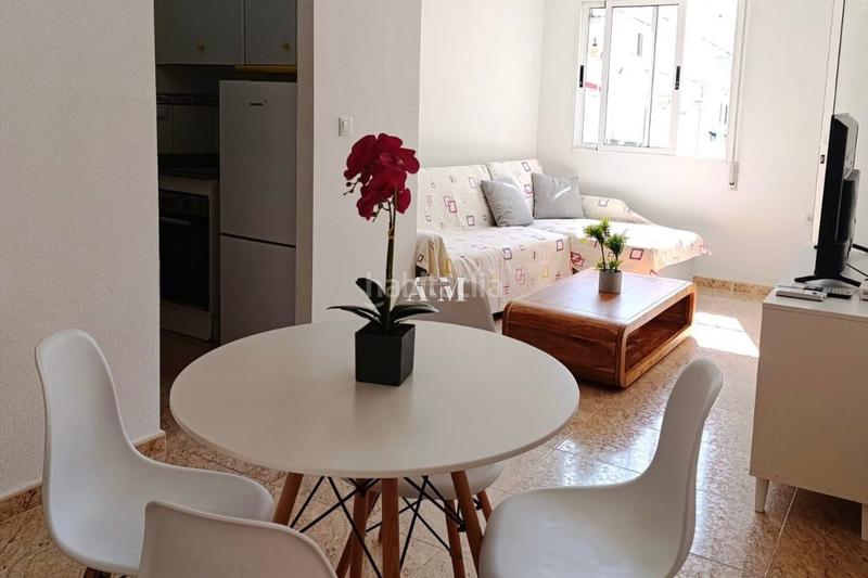 Foto 165c1dc0-bf89-4983-a22e-d3d89464c9dd. Location appartement avec piscine dans nueva Torrevieja Torrevieja