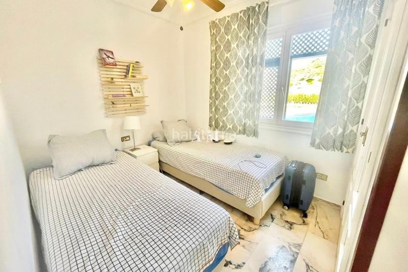 Foto 16f53b5d-4960-47db-86c5-dc722a8e7308. Alquiler piso alquiler disponible hasta el 30 de junio de 2026este apartamento se encuentra , en una urbanización cerrada junto a l en Santa Pola