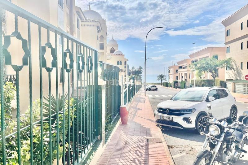 Foto fba7c658-9bc6-4ad4-b2a7-f3906758f04c. Miete etagenwohnung mit pool in Calas Santiago Bernabeu Santa Pola