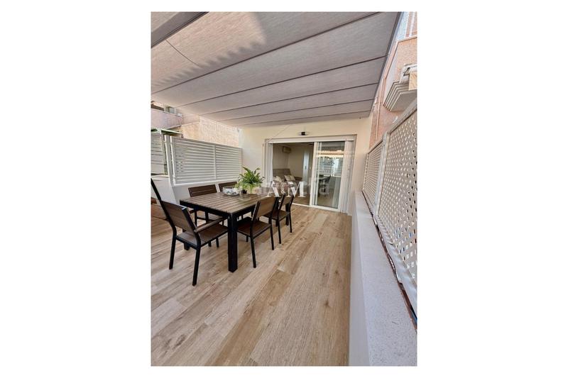 Foto de2ae27f-ba14-4a14-842e-a33b2e773e55. Location maison jumelée avec chauffage parking piscine dans Orihuela