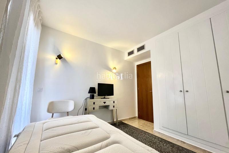 Foto 8547e733-f8ef-480b-a989-5e2be65ddb3a. Alquiler piso disponible a partir de ahora...el apartamento se encuentra en una urbanización privada con acceso controlado en Punta Prima, cerca en Torrevieja