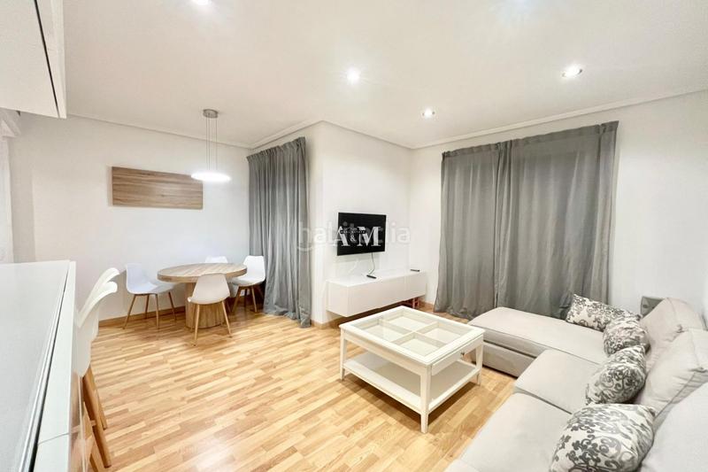 Foto 4adf850d-3060-46cb-a513-499126ae4291. Alquiler piso disponible para alquiler desde ya.este apartamento se encuentra cerca del centro y a 1400 metros de las p en San Pedro del Pinatar