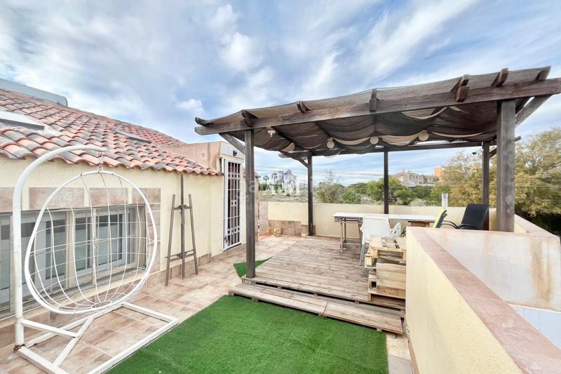 Foto d08312a9-163d-47fd-bc0a-f30e9fcee274. Rent house with heating in Torreblanca Torrevieja