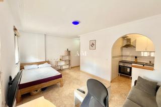 Lloguer Estudi a El Molino. Disponible ya...bonito estudio ubicado en torrevieja, cerca del