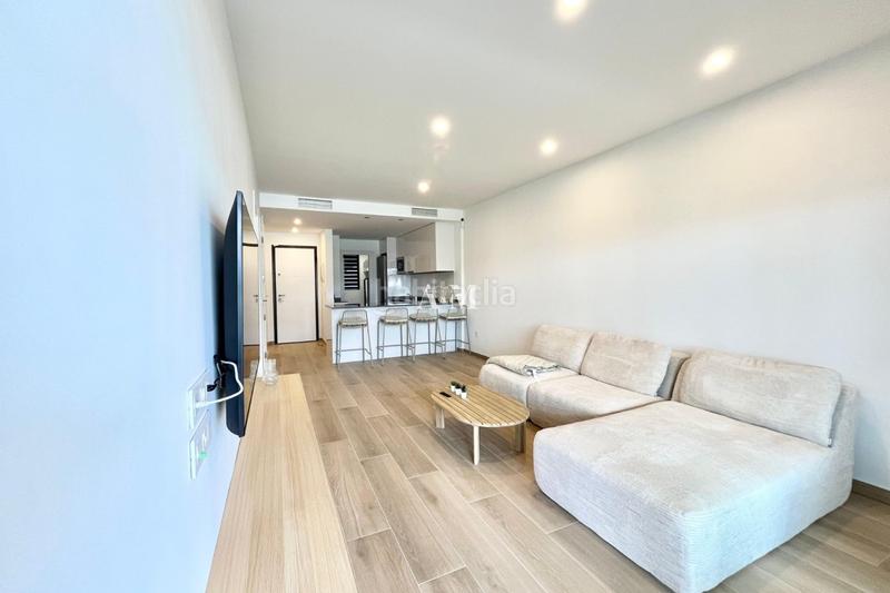 Foto 3f041dc4-db96-494a-a864-8f01c7403a3d. Rent apartment with heating parking pool in Zona Carrefour - Urbanizaciones Torrevieja