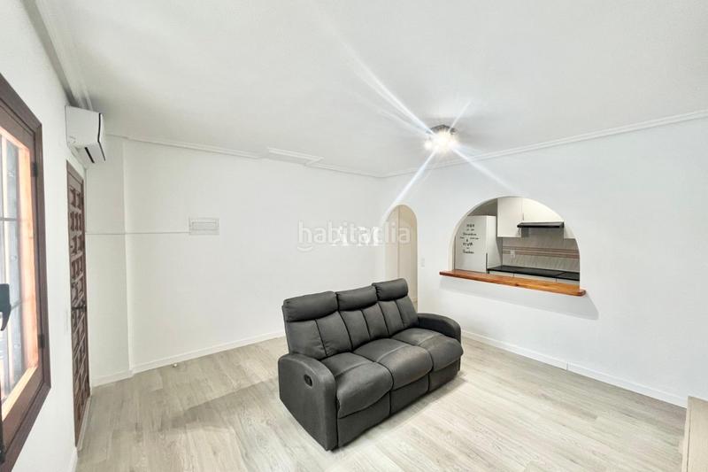 Foto f92650f3-5ac1-4eb6-8761-7b1de36c1adb. Rent ground floor with heating in Avenida Habaneras - Curva de Palangre Torrevieja