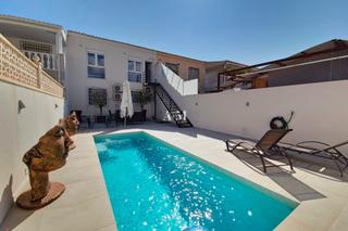 Miete Reihenhaus in La Regia. Disponible para alquiler desde el 15 de febrero de 2026este prec