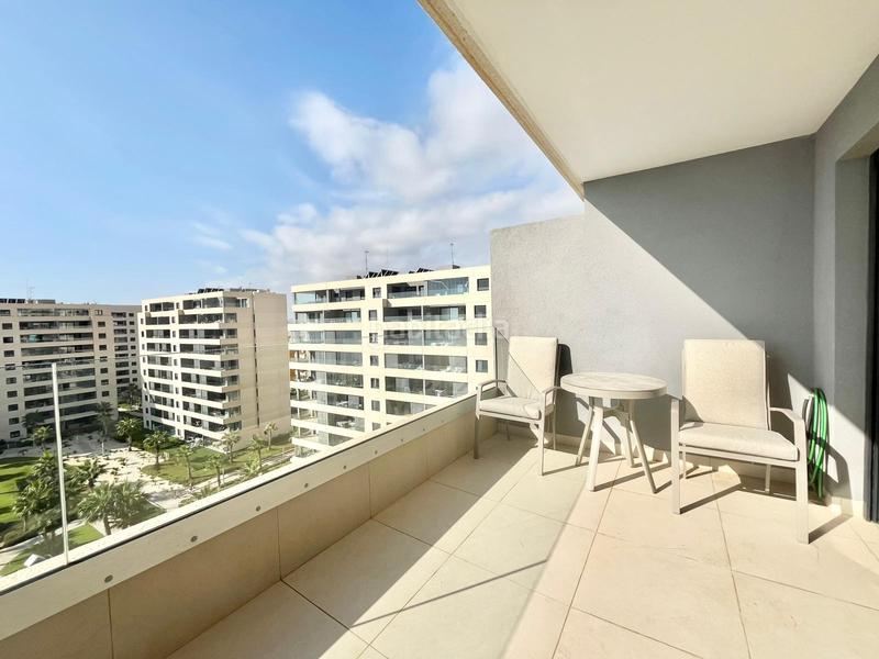 Foto 7996ea17-d762-48b8-b24e-8cc9a7453842. Lloguer apartament amb calefacció aparcament piscina a Torrevieja
