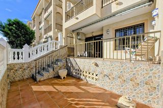 Location Rez-de-chaussée à Las Viñas. Disponible desde septiembre de 2026....precioso bungalow en plan