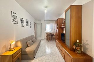 Lloguer Pis a Zona Playa del Cura. Disponible desde 1 de octubreeste apartamento se alquila cerca d