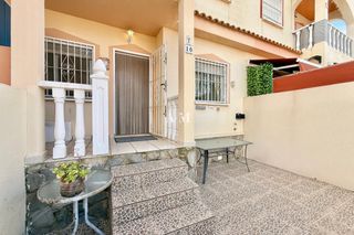 Rent Ground floor in La Florida. Disponible desde ya para todo el añola propiedad se encuentra en