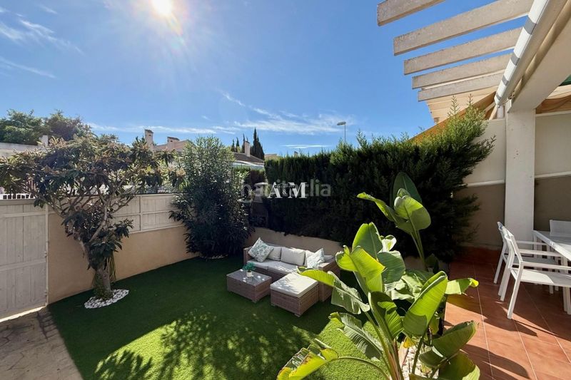 Foto 1a8848fd-96a6-4814-bb05-99a2f2ba7991. Affitto casa a schiera con piscina in Monte Faro-Altomar II Santa Pola