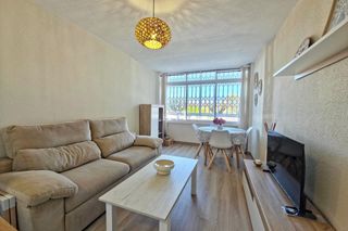 Lloguer Planta baixa a Mil Palmeras. Disponible desde septiembre 2026...este coqueto piso de planta b