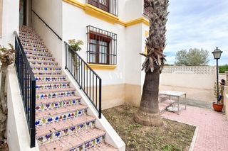 Affitto Piccolo appartamento in San Miguel de Salinas. Disponible a partir de hoy...este bonito y acogedor bungalow en