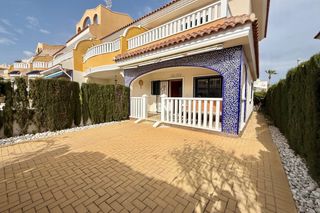 Rent Semi detached house in Rojales. Alquiler para todo el año en ciudad quesadaprecioso adosado , de