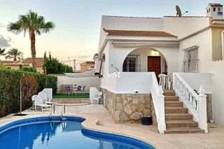 Lloguer Casa a Zona Carrefour - Urbanizaciones. Disponible desde junio para todo el añochalet de 2 habitaciones