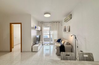 Lloguer Pis a Playa de los Náufragos. Disponible ahora...apartamento de dos habitaciones en alquiler e