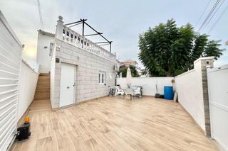 Rent Studio in Zona Carrefour - Urbanizaciones. Alquiler para larga estanciaeste estudio está totalmente reforma
