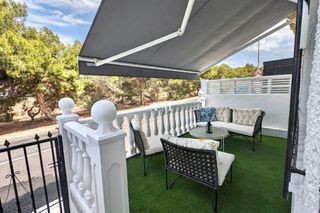 Lloguer Casa a San Fulgencio. Alquiler desde ya para todo añoalquiler chalet pareado en san fu