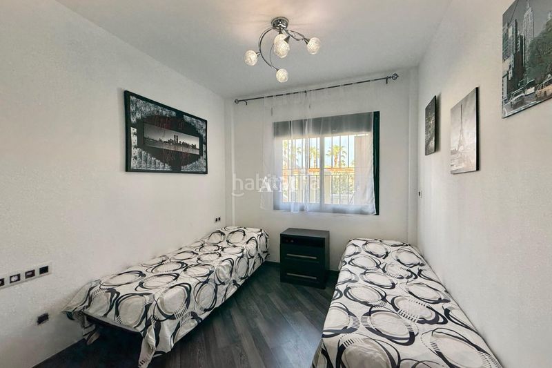 Foto 9fd4192b-3801-4557-a713-14b63c0cf4be. Lloguer àtic amb calefacció aparcament piscina a Rojales