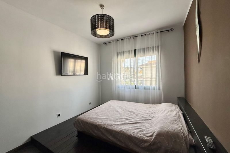 Foto b1784424-a802-4fdc-86b1-88f9069639ca. Lloguer àtic amb calefacció aparcament piscina a Rojales