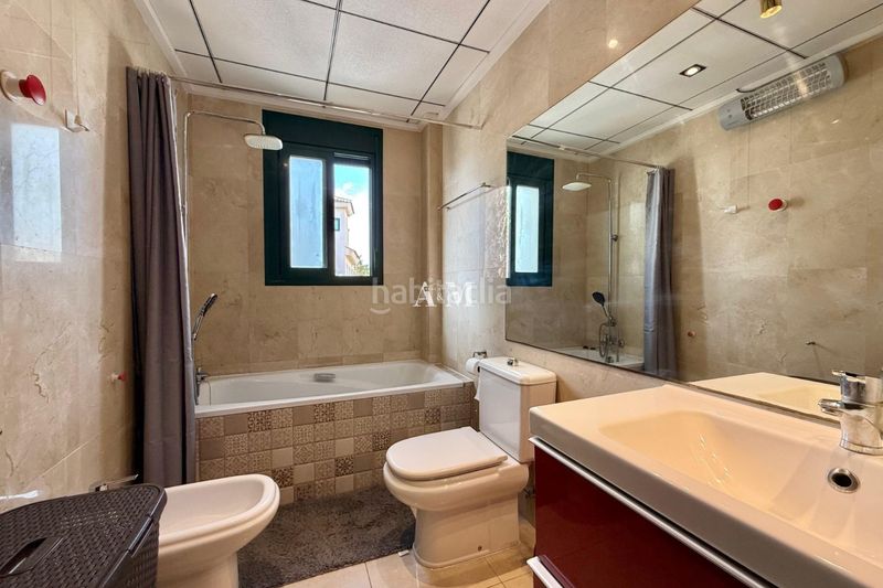 Foto f253b721-9264-4efc-b8aa-dabc73121f72. Lloguer àtic amb calefacció aparcament piscina a Rojales