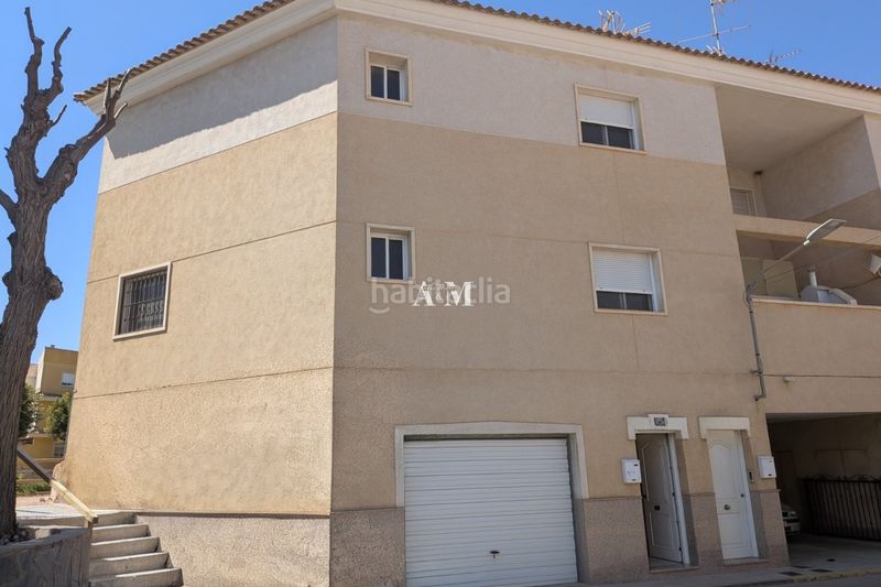 Foto ac8374b1-ea0c-4518-afee-4574f60c7f04. Casa adossada amb calefacció aparcament a Rojales
