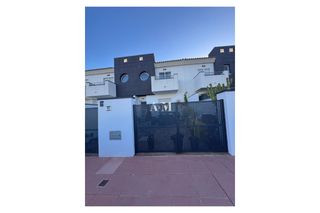 Location Maison jumelée à Santiago de La Ribera. Disponible desde julio para todo el año...casa adosada de nueva