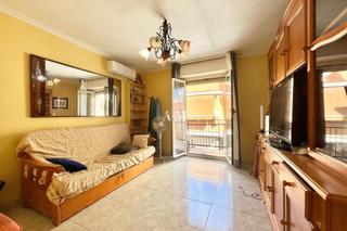 Miete Etagenwohnung in Centro. Alquiler disponible desde hoypiso céntrico en santa pola, junto