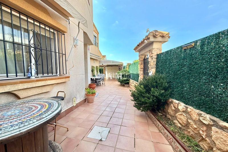 Foto a8341acf-4325-4676-8fbd-32bad6befef2. Casa adossada amb calefacció aparcament piscina a San Javier